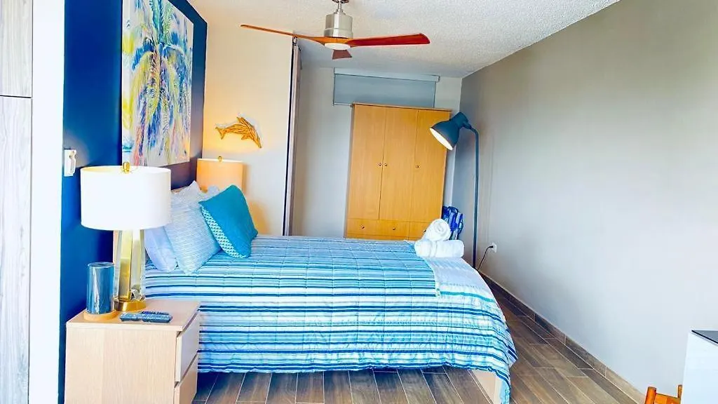Kasa Starfish By The Sea - 8Th Floor Studio Apt For 2 Balcony Ocean City View San Juan Holiday home